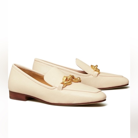 Tory Burch Jessa Loafer in new cream size 10 women pre owned Authentic
